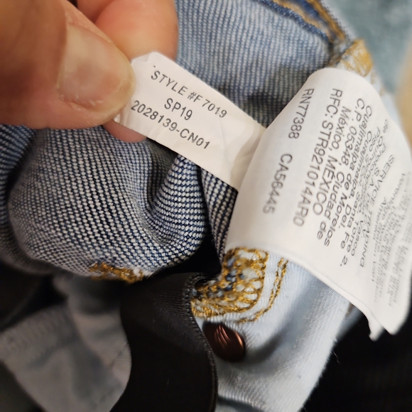 Madewell Blue Denim Shorts Raw Hem Women’s Casual HIGH- RISE - Picture 6 of 13